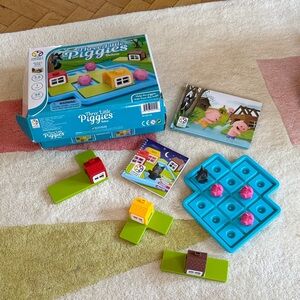 Smart Games Three Little Piggies Puzzle Game